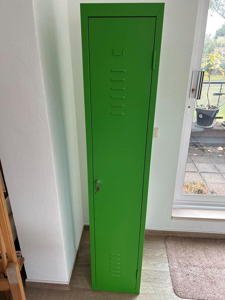 Groene Metalen Locker - Stijlvolle Opbergkast, Huis en Inrichting, Kasten | Lockerkasten, Zo goed als nieuw, Ophalen of Verzenden
