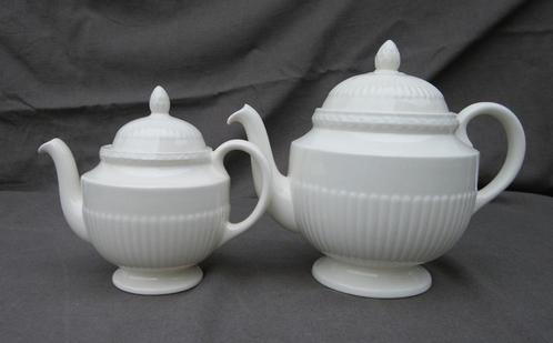 Wedgwood EDME Klein 1 persoons theepotje inh. 2 koppen, Huis en Inrichting, Keuken | Servies, Zo goed als nieuw, Kop(pen) en/of Schotel(s)