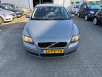 Volvo S40 2.4 Exclusive|Automaat|Apk 05-2026, 1357 kg, 700 kg, 2435 cc, Stoelverwarming