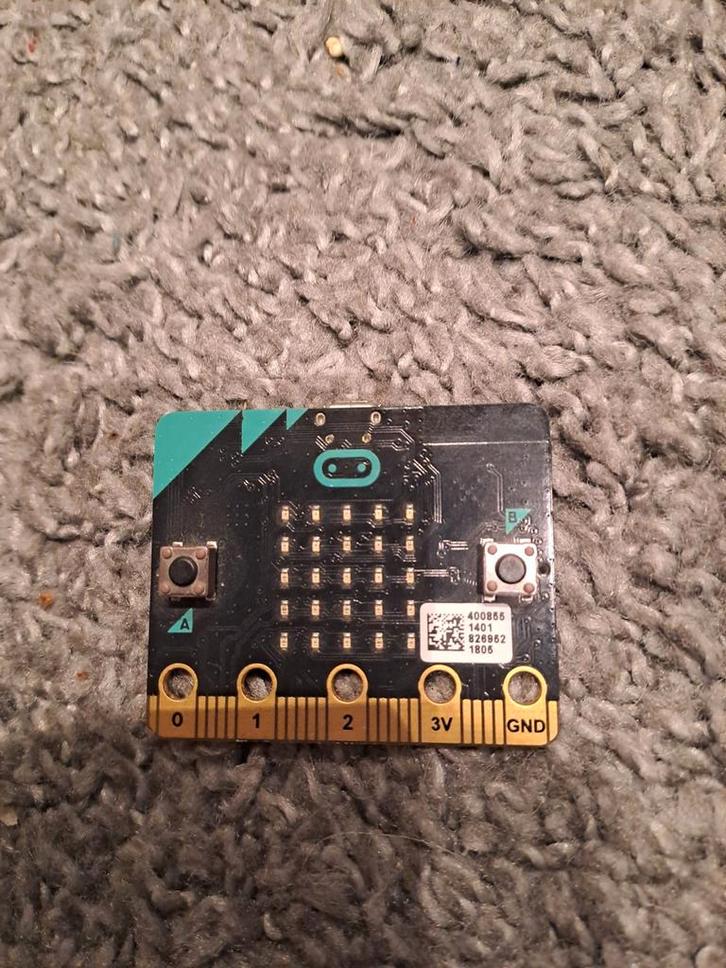 Micro:bit V1 BBC, Computers en Software, Overige Computers en Software, Zo goed als nieuw, Ophalen of Verzenden