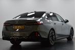 BMW 5 Serie 520d M Sport Automaat / Panoramadak / Trekhaak /, Automaat, Achterwielaandrijving, 4 cilinders, Bedrijf