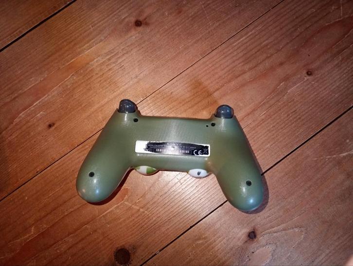 Defecte PS4 Controller - Voor Onderdelen, Spelcomputers en Games, Spelcomputers | Sony PlayStation Consoles | Accessoires, Gebruikt