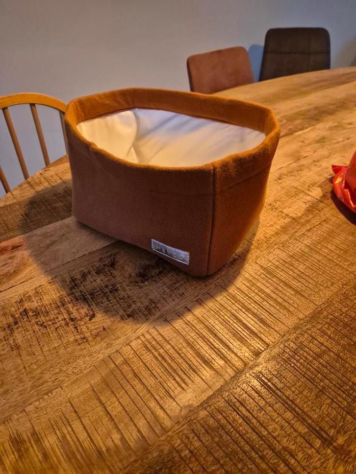 Commode mand voor luiers en andere spullen, Tuin en Terras, Bubbelbaden en Hottubs, Gebruikt, Vast, Ophalen