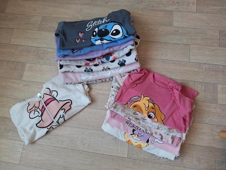 14 truien en 1 vest maat 128, Kinderen en Baby's, Kinderkleding | Maat 128, Gebruikt, Meisje, Trui of Vest, Ophalen of Verzenden