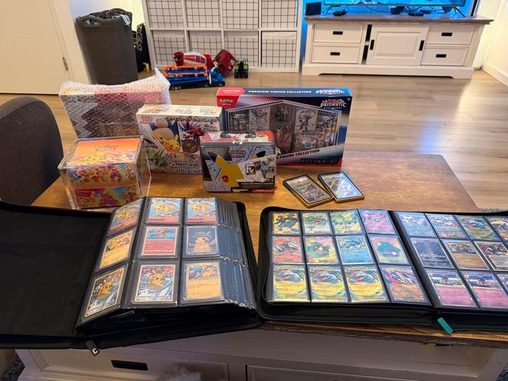 Grote mooie pokemon collectie, Hobby en Vrije tijd, Verzamelkaartspellen | Pokémon, Zo goed als nieuw, Meerdere kaarten, Ophalen of Verzenden