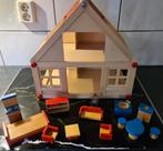Houten Poppenhuis met Meubels, Ophalen of Verzenden, Gebruikt, Poppenhuis