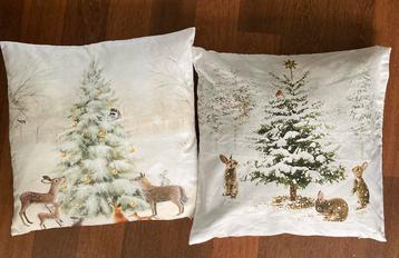 Twee kerstboom kussenhoezen konijntjes bosdieren Nieuw. beschikbaar voor biedingen