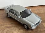 Mercedes-Benz E klasse Chrono/Sun Star schaal 1:18, Hobby en Vrije tijd, Sun Star, Ophalen of Verzenden, Zo goed als nieuw, Auto