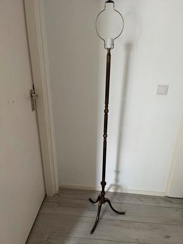 Staande lamp voet 145 hoog beschikbaar voor biedingen