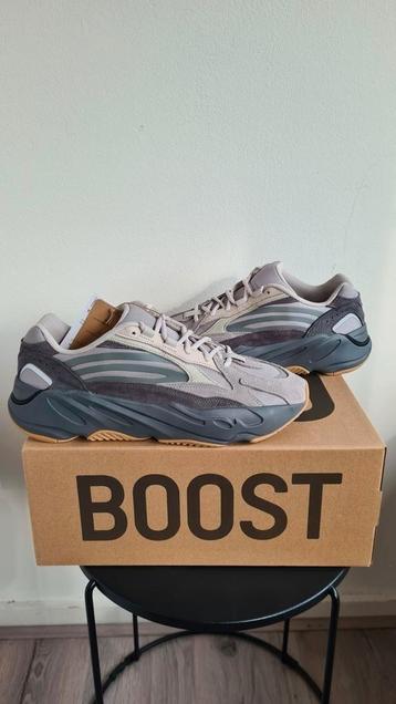 Adidas Yeezy Boost 700 V2 Tephra. Eu 46 2/3 . Us 12 beschikbaar voor biedingen