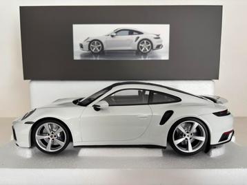 Porsche 911 (992) Turbo S 1:18 (nieuw) beschikbaar voor biedingen