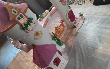 70448  prinsessen kasteel  en 70449 koets  beschikbaar voor biedingen