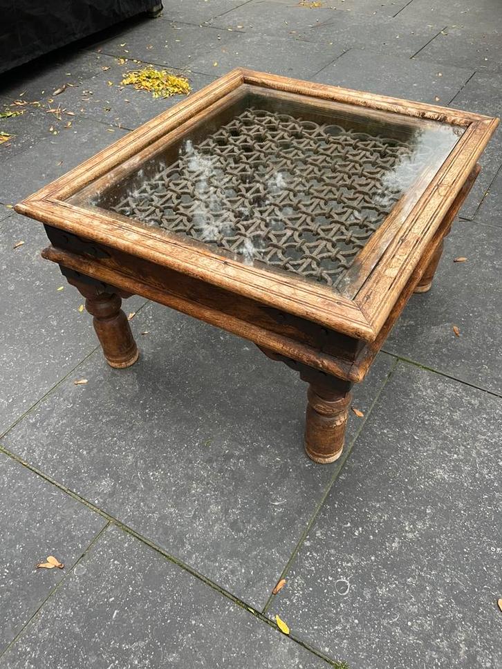 Leuk Marokkaans- achtig salon tafel, Huis en Inrichting, Tafels | Bijzettafels, Gebruikt, Rechthoekig, 45 tot 60 cm, 55 tot 75 cm