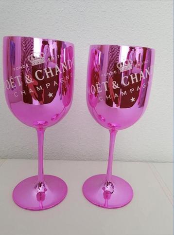 Metallic Roze champagne glazen van MOËT & CHANDON ‼️ beschikbaar voor biedingen
