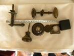 Antiek deur beslag kruk knop met rozet kruk set slotdeksel, Ophalen of Verzenden, Gebruikt, Koper of Messing, Klink of Kruk