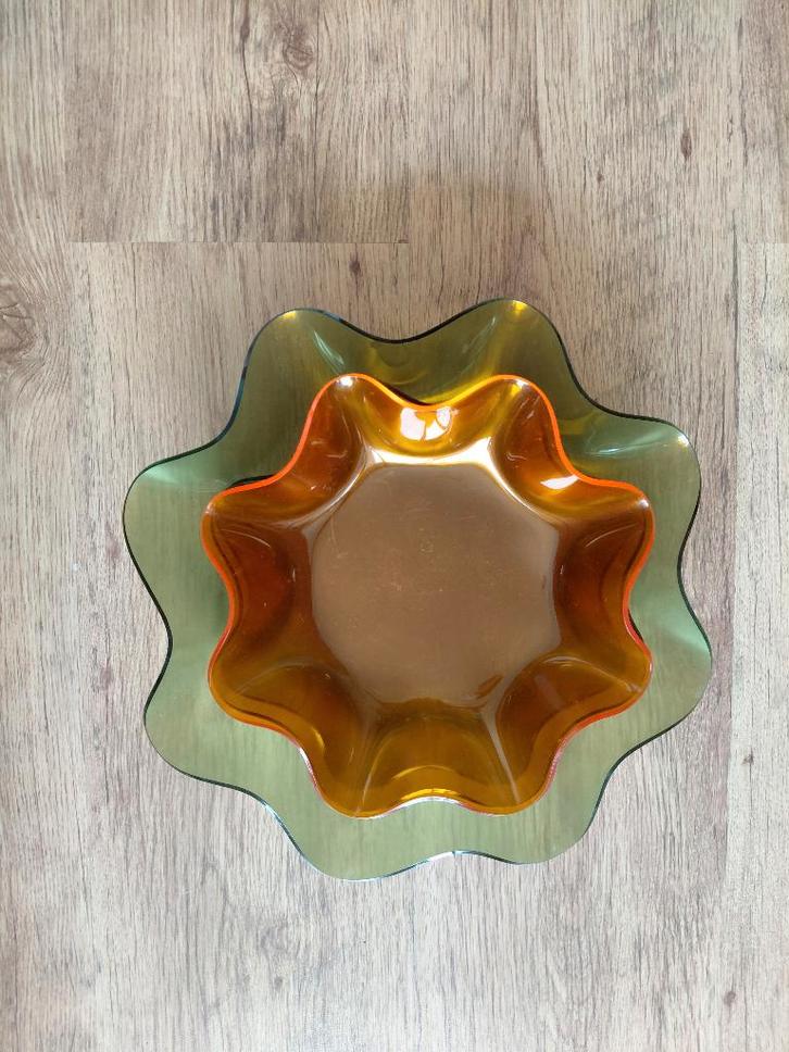 4 retro lucite/nesting bowls, chipsbakken, Verzamelen, Retro, Huis en Inrichting, Ophalen of Verzenden