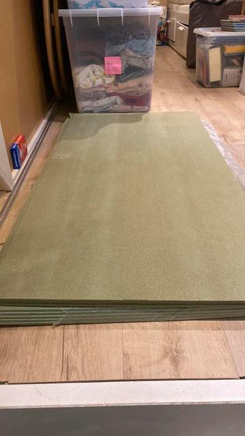 Groene ondervloer grond platen 8+2 stuks 120x60cm 7mm beschikbaar voor biedingen