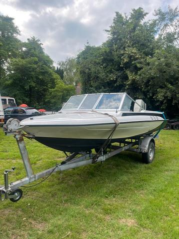 Speedboot glastron 85pk suzuki beschikbaar voor biedingen