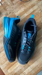 Tennis schoenen - maat 37, L00, Schoenen, Zo goed als nieuw, Ophalen