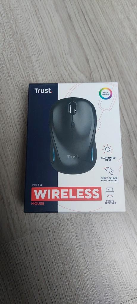 Trust YVI FX DRAADLOZE MUIS ZWART, Computers en Software, Muizen, Nieuw, Ophalen of Verzenden