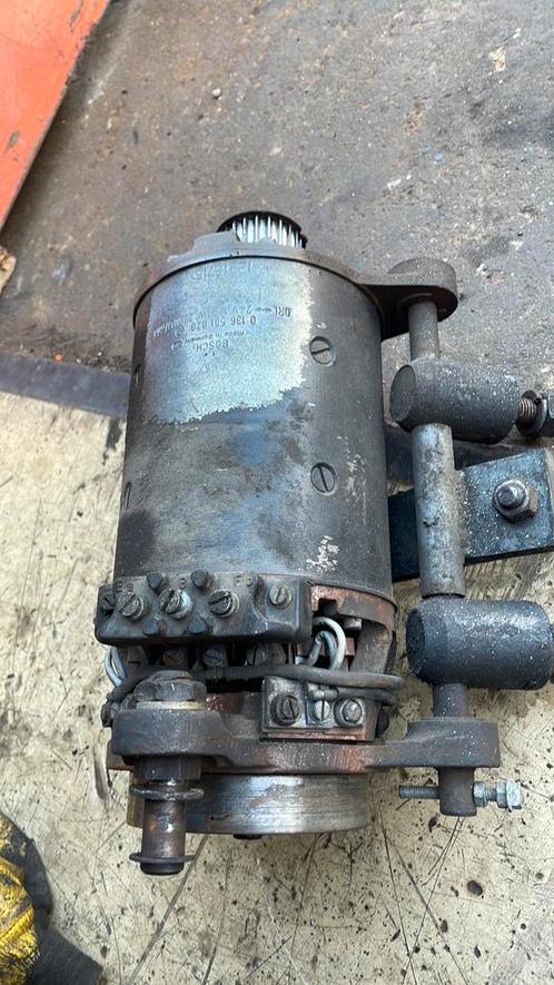 Elektromotor 24volt 1800W, Doe-het-zelf en Verbouw, Motoren, Gebruikt, Overige typen, Ophalen