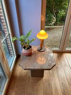 Vintage stenen (graniet) bijzettafel, Ophalen