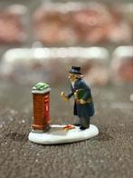 Department 56 Dickens Village Ye Toyal Scrivener 799947, Diversen, Ophalen of Verzenden, Zo goed als nieuw