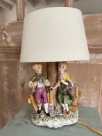 Vintage kitsch lamp / lamp met porselein beeld. Stel op bank, Ophalen