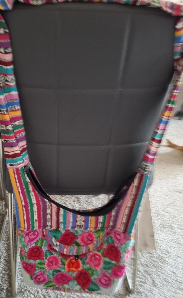 Mooi en Ruime Schoudertas, Sieraden, Tassen en Uiterlijk, Tassen | Schoudertassen, Nieuw, Ophalen of Verzenden