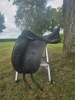 Hulsebos Dynamic Dressage 3 18 inch MW - Donkerbruin, Dieren en Toebehoren, Paarden en Pony's | Zadels, Ophalen of Verzenden, Gebruikt