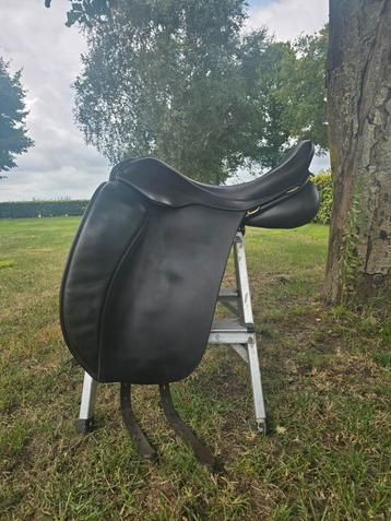 Hulsebos Dynamic Dressage 3 18 inch MW - Donkerbruin beschikbaar voor biedingen