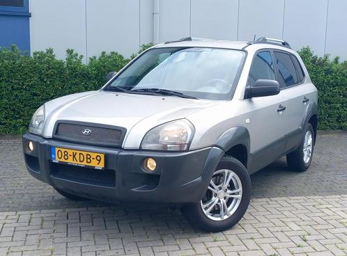 HYUNDAI Tucson 2.0 I 2WD Dynamic Airco/Trekhaak, Auto's, Hyundai, Bedrijf, Te koop, Tucson, ABS, Airbags, Airconditioning, Alarm