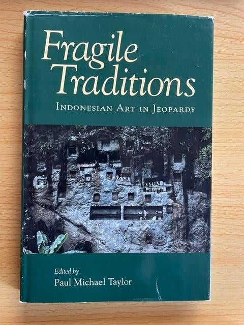 Indonesische kunst en kunstvoorwerpen in gevaar, Ophalen of Verzenden, Zo goed als nieuw, Paul Michael Taylor