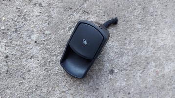 Knopje electrische ramen rechts Opel Corsa D model beschikbaar voor biedingen