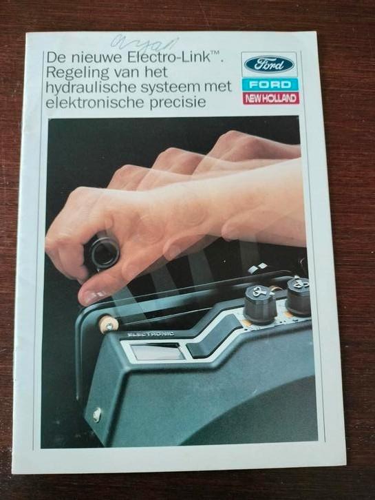 Ford 8210 Brochure - Electro-Link folder, Boeken, Auto's | Boeken, Gelezen, Ford, Ophalen of Verzenden