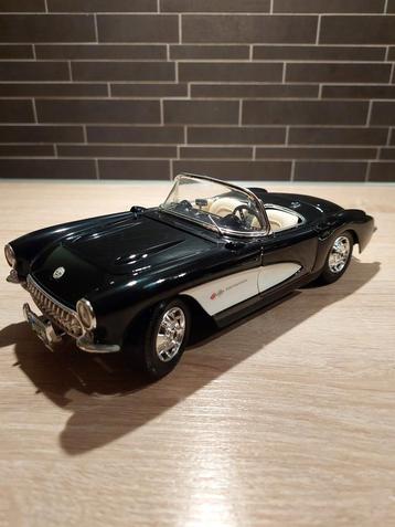 Bburago 1:18 Chevrolet Corvette 1957 - in doos beschikbaar voor biedingen