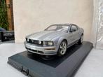1/18 AUTOART FORD MUSTANG IN VITRINE, Hobby en Vrije tijd, Modelauto's | 1:18, Ophalen of Verzenden, Zo goed als nieuw, Auto, Autoart