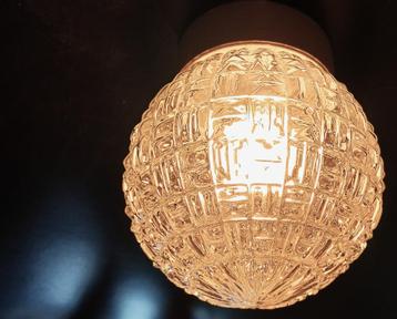 Vintage Plafondlamp / Plafonniere met Reliëf Glas beschikbaar voor biedingen