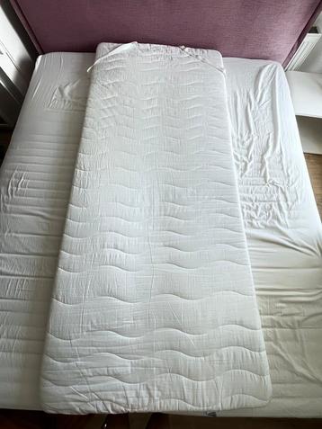 Topper 200x90 wasbare hoes beschikbaar voor biedingen