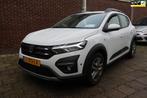 Dacia Sandero Stepway 1.0 TCe 100 Bi-Fuel Comfort, LPG, NAVI, Stof, Gebruikt, 610 kg, Wit