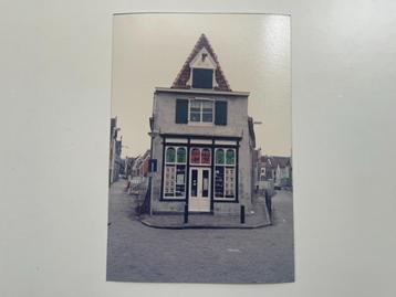 D703 Oude foto Deventer : Papenstraat 86 Kruidenierswinkel beschikbaar voor biedingen