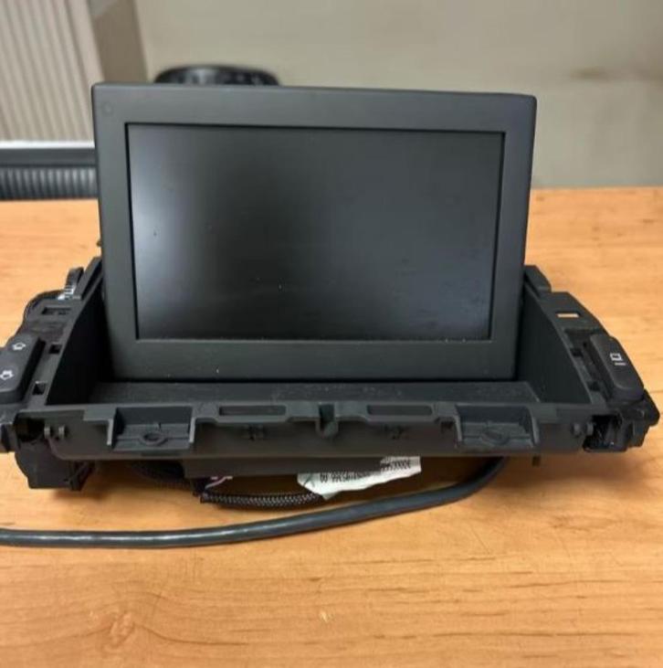 Peugeot RNEG2 Beeldscherm onderdeelnummer 96735347ZD, Auto diversen, Autoradio's, Gebruikt, Ophalen of Verzenden