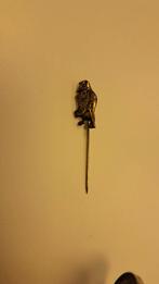 Speldje Wind in the Willows Badger with walking stick, Verzamelen, Ophalen of Verzenden, Zo goed als nieuw