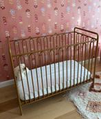 Vintage metalen ledikant goud 60x120 - verstelbare bodem, Kinderen en Baby's, Babywiegjes en Ledikanten, Ophalen, Zo goed als nieuw