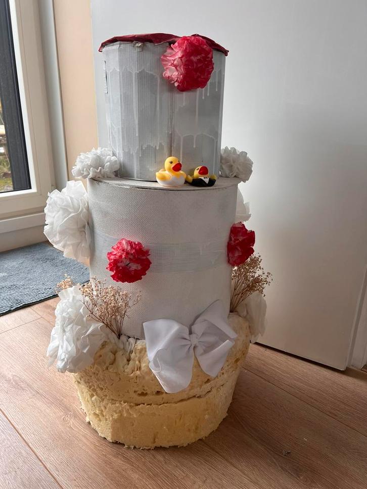 Sinterklaas surprise taart / bruidstaart, Diversen, Sinterklaas, Ophalen