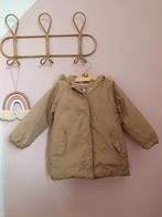 Warme beige winterjas maat 98 van zara, Kinderen en Baby's, Kinderkleding | Maat 98, Meisje, Ophalen of Verzenden, Jas, Zo goed als nieuw