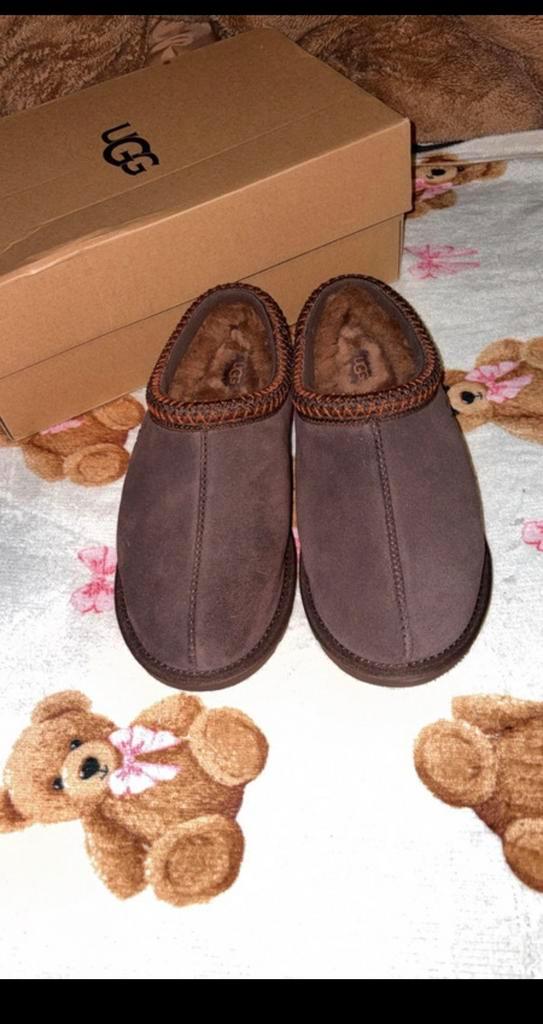 Nieuwe uggs maat 43, Kleding | Dames, Schoenen, Nieuw, Overige typen, Bruin, Ophalen of Verzenden