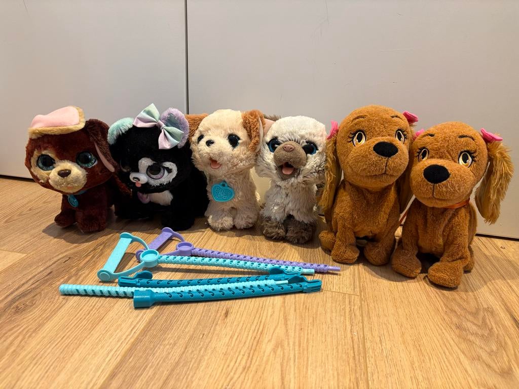 Fur Real Friends blaffende hondjes en miauwende poesjes, Ophalen of Verzenden, Gebruikt, Hond