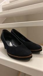 Gabor pumps donkerblauw, maat 38,5 kleine 39, Kleding | Dames, Schoenen, Blauw, Gabor, Ophalen of Verzenden, Zo goed als nieuw