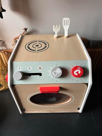 Houten Speelkeuken met Accessoires beschikbaar voor biedingen
